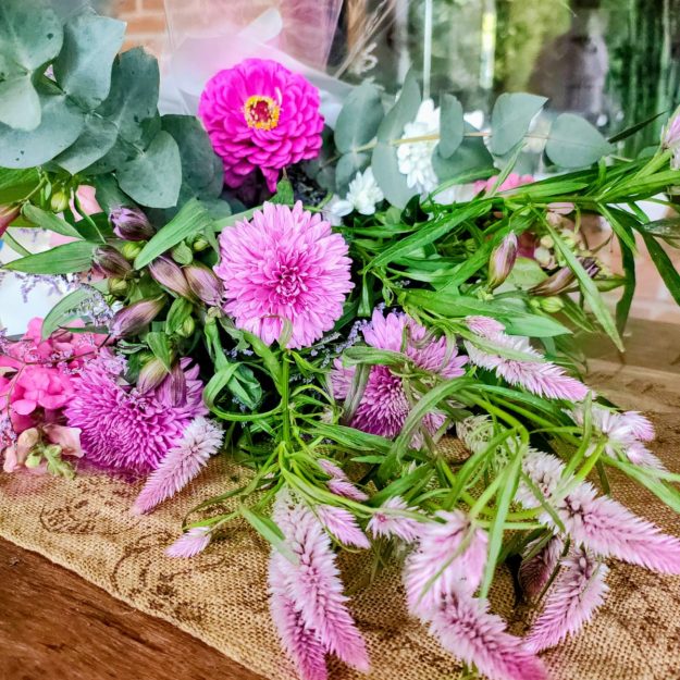 Maitines y Flores